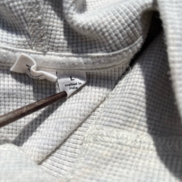 Women's TenTree Hoodie Gray Logo L Waffle-Knit Camp Hike Outdoor Climb STAINED - Picture 4 of 14